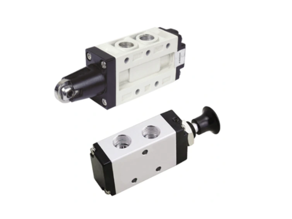 Roller lever & push pull valve spring return / detent